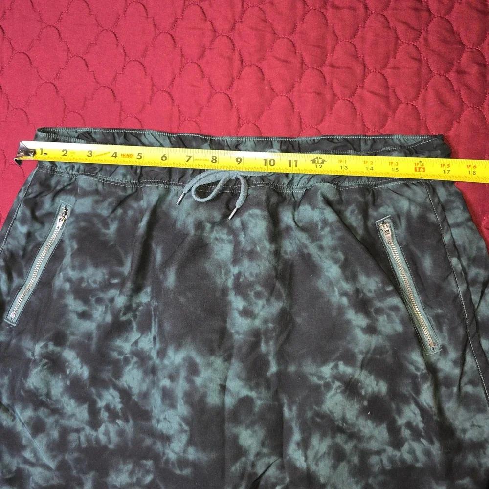 Studio by EnergyZone Forrest‎ Green Tie Dye Skort Zipper Pockets XL